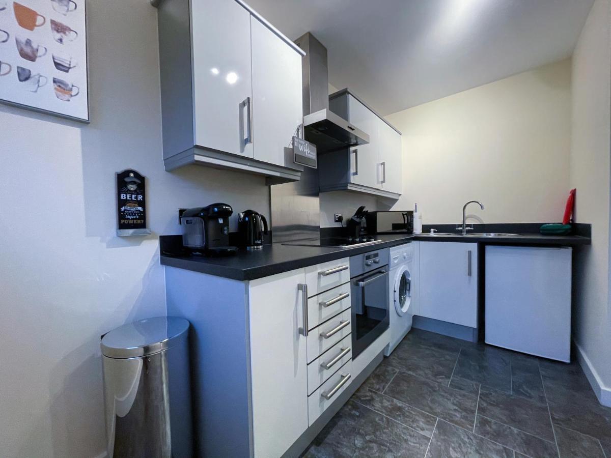 Апартаменты Station Side Penthouse Вулвергемптон Экстерьер фото